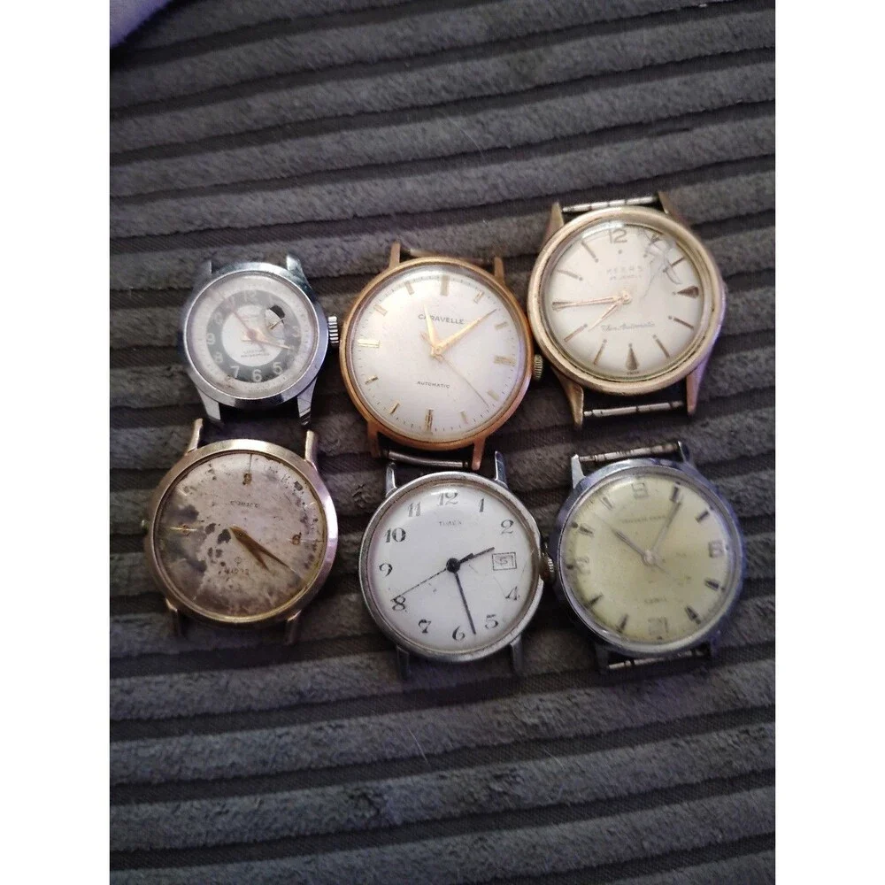 Lot of 6 vintage men's watches, Caravelle, Timex, and more